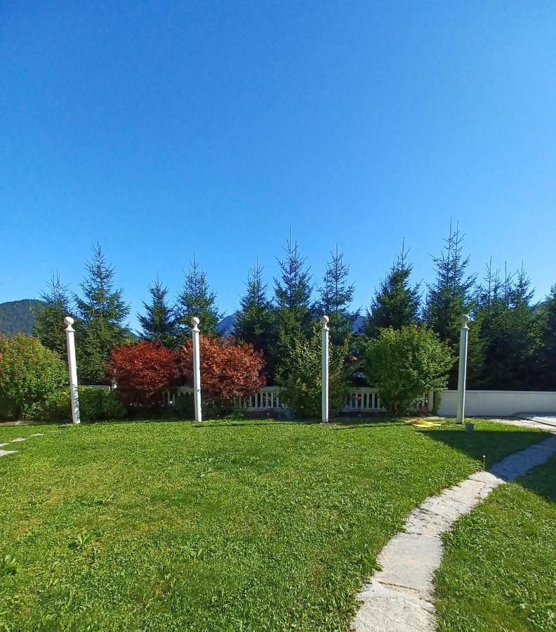 Villa Romy Mit 3 Gaestezimmer Bad Ischl Esterno foto